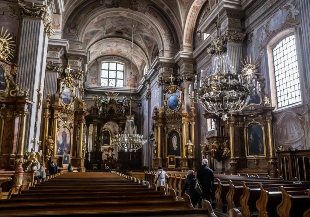 Ile kościołów jest w Warszawie? Zaskakująca liczba i ciekawostki