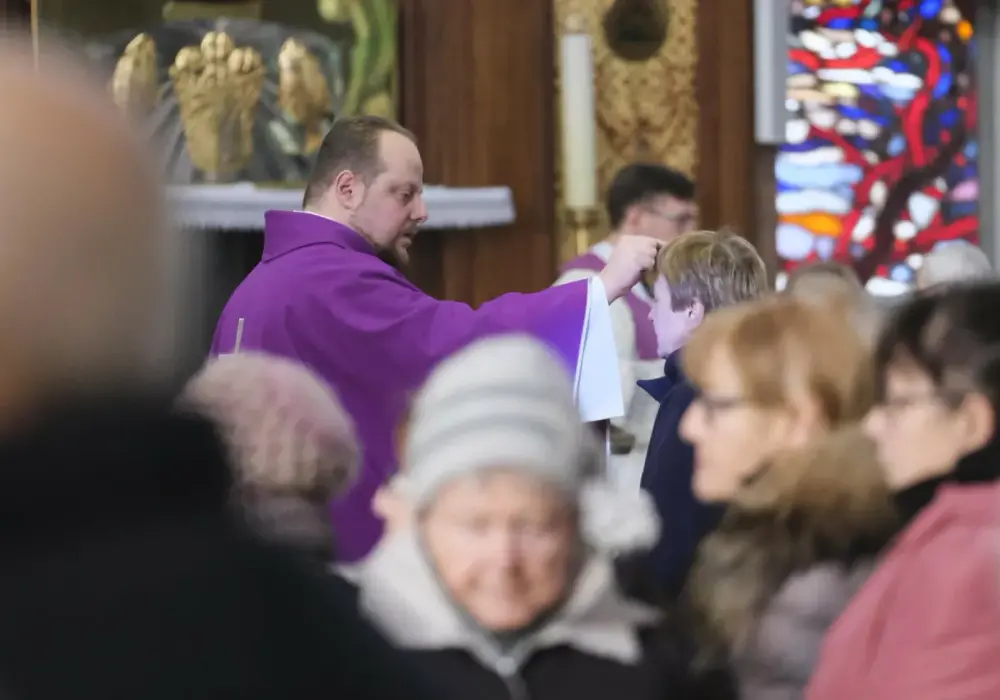 Czy 2 maja trzeba iść do kościoła? Obowiązek mszy i wyjątki w święto