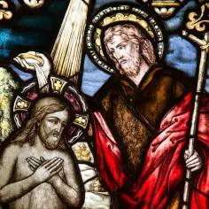 Ile lat miała Maryja, gdy urodziła Jezusa? Zaskakujące fakty i tradycje
