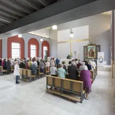 Opuszczenie niedzielnej mszy świętej – czy to grzech i jakie są konsekwencje?