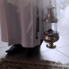 Co oznacza kadzidło w kościele? Odkryj jego głębokie znaczenie
