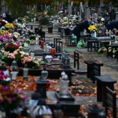 Czy cmentarz bródnowski jest otwarty? Sprawdź godziny i zasady odwiedzin