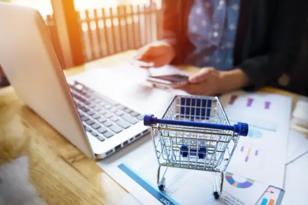 Praca wspólnotowa i e-commerce: Niezwykłe połączenie